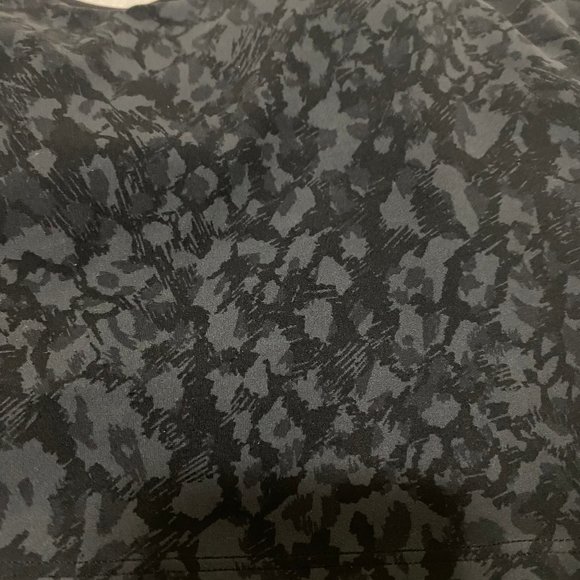 SOLD NWT Lulu Align Tank Wild Thing Camo Sz8 - Picture 6 of 7